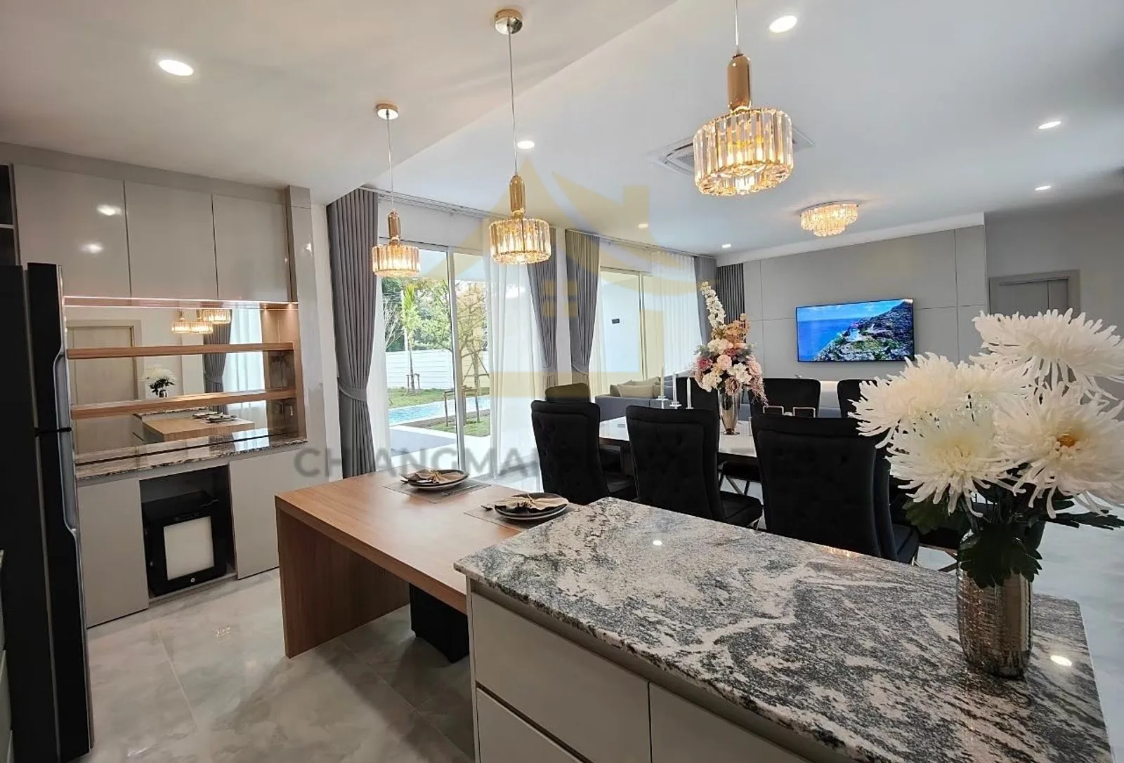 6-Bed 350 sqm Pool Villa For Sale | San Sai | Chiang Mai — photo 1 of 10
