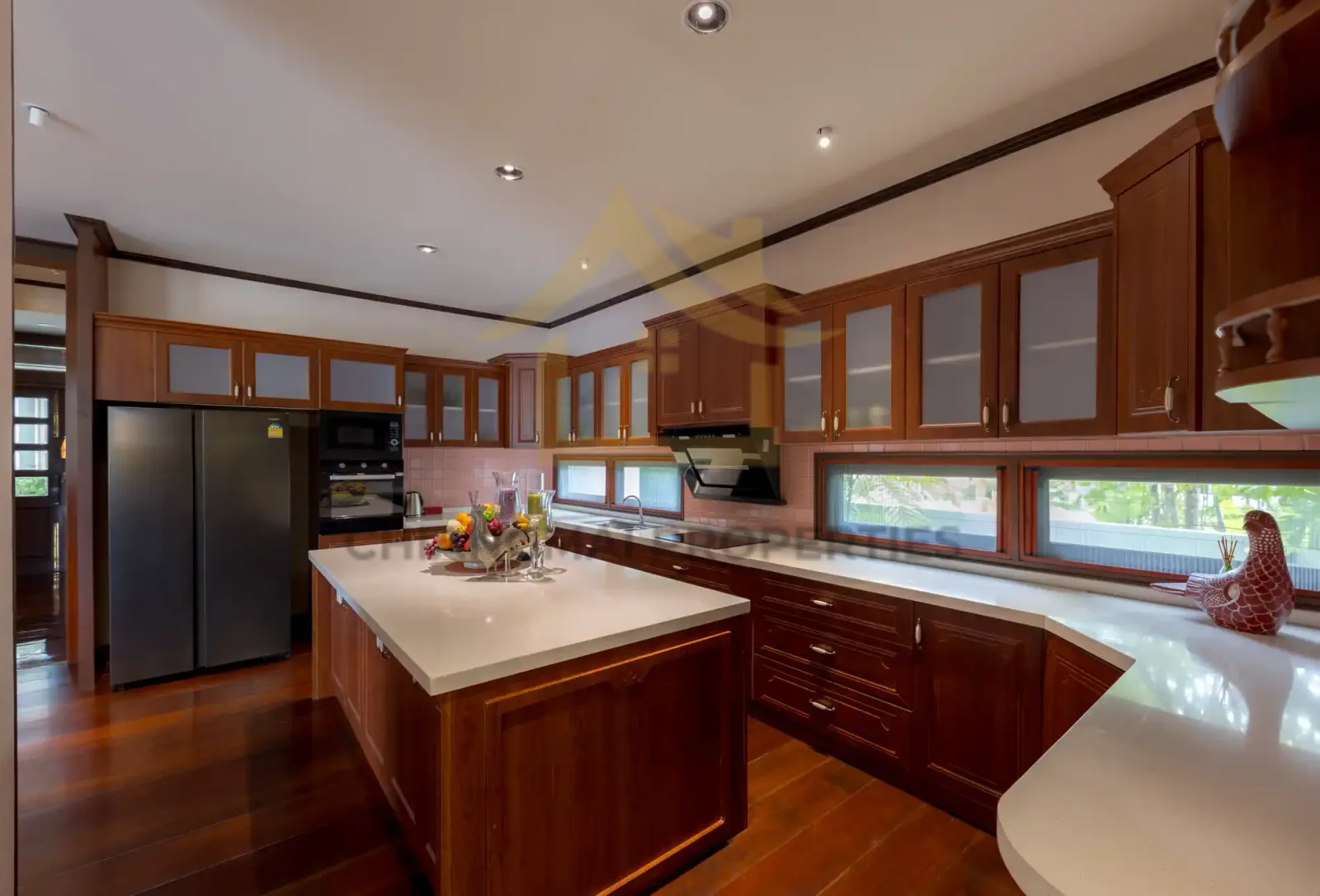 Luxury Pool Villa Saraphi Chiang Mai | Near Varee School — photo 11 of 11