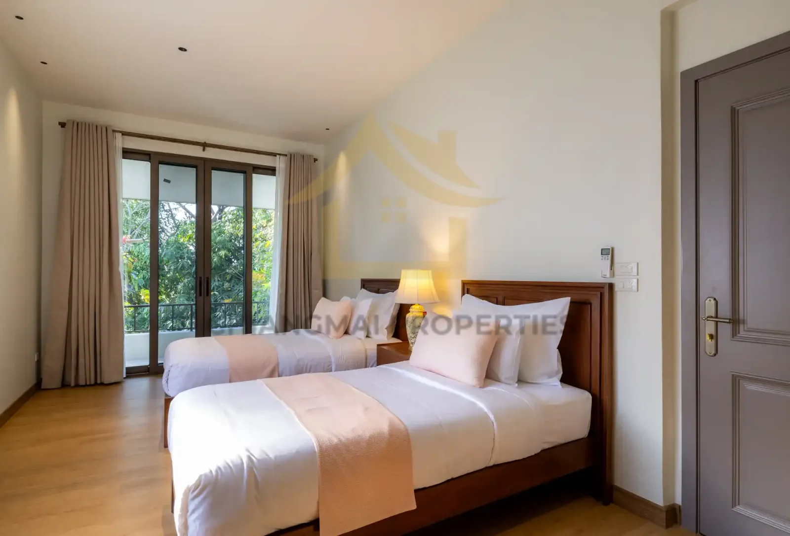 740 sqm Pool Villa For Sale | Saraphi | Chiang Mai — photo 5 of 10