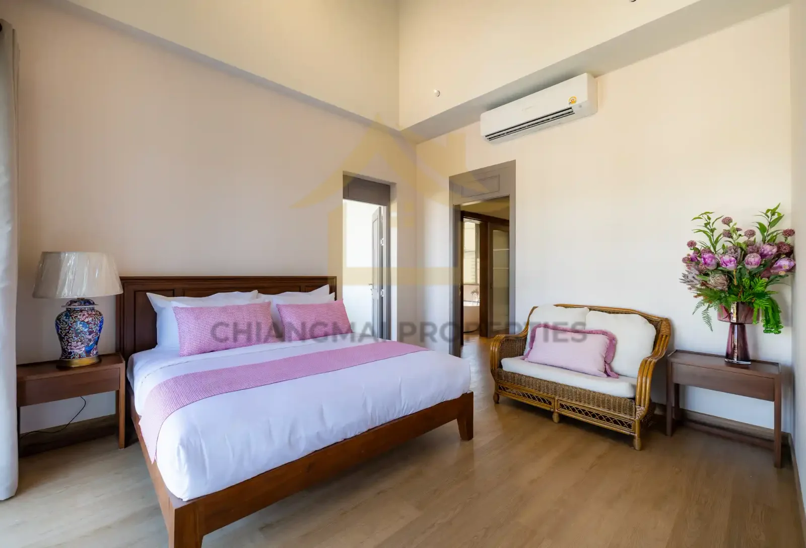 740 sqm Pool Villa For Sale | Saraphi | Chiang Mai — photo 2 of 10