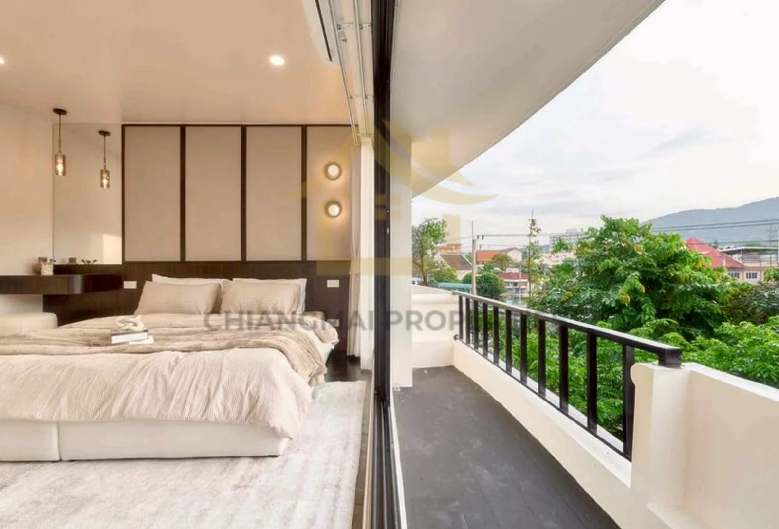 High Yield Condo For Sale Chiang Mai Near CMU | 8.9% ROI — photo 1 of 12