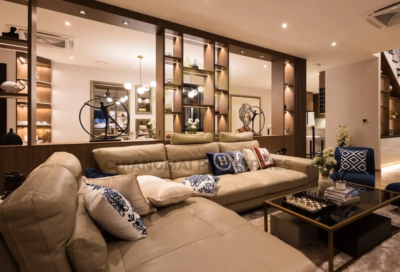 Luxury Villa with Air Purification For Sale in Hang Dong — photo 2 of 11