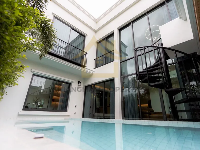 Pool Villa For Sale, 4-Bed Lake View | Pa Daet | Chiang Mai
