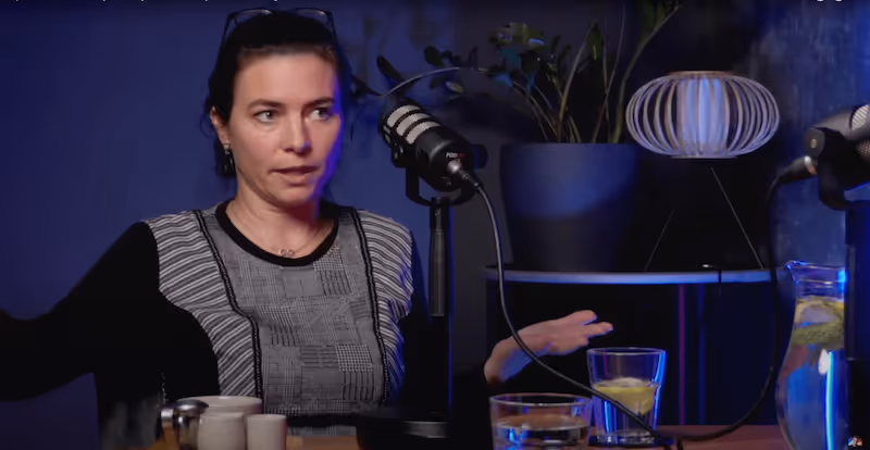 významná žena ve studiu Jardy Jiráka