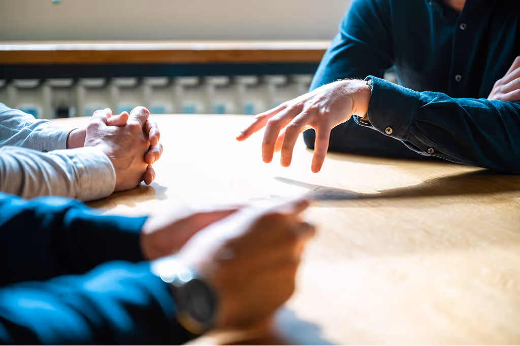 Overleg van het groeileaders team bij een klant.