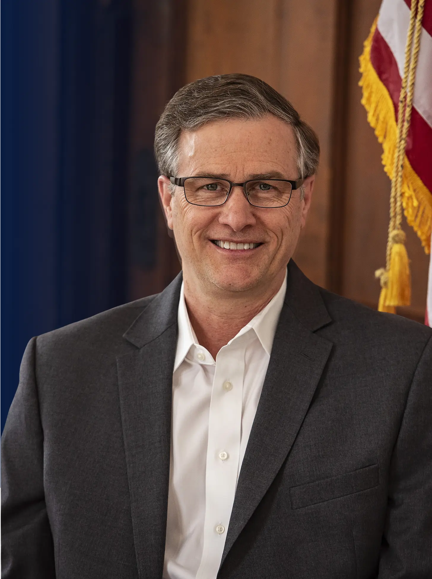 Mark Suerth, candidate for Mason City Council, promoting leadership and community-first values.