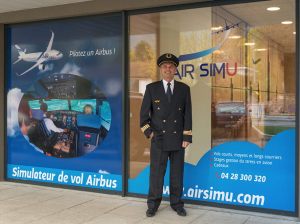 Dominique Daviot, pilote de ligne qui encadrera les stages contre la peur de l'avion