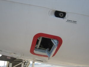 L'outflow Valve se trouve à l'arrière de l'avion sous sa queue, c'est par là que l'air sort de l'avion