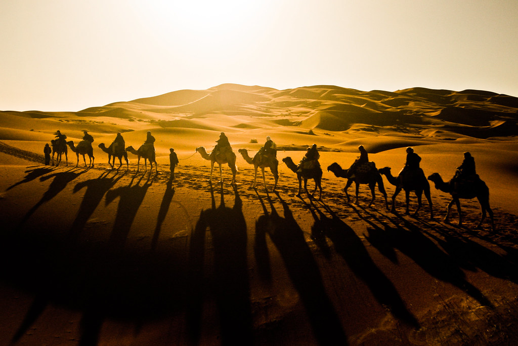 image of scenic landscapes (for a travel tech)