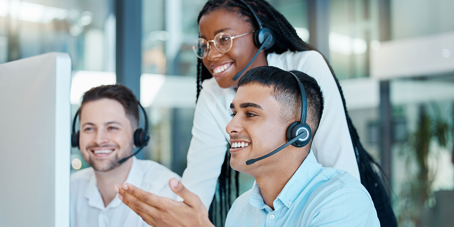 IT Engineers solving a problem