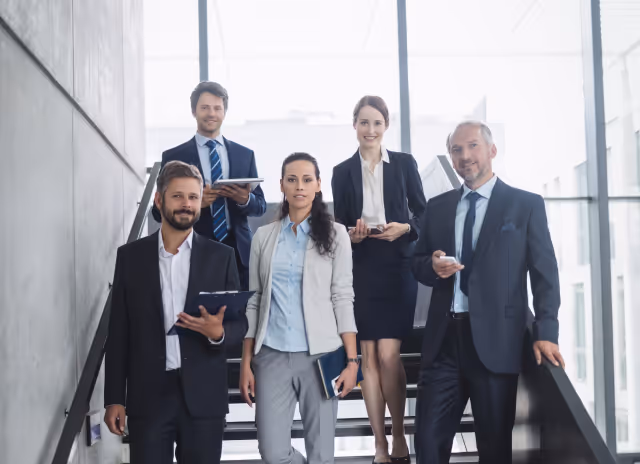 Das Team hinter Moschfek Immobilien