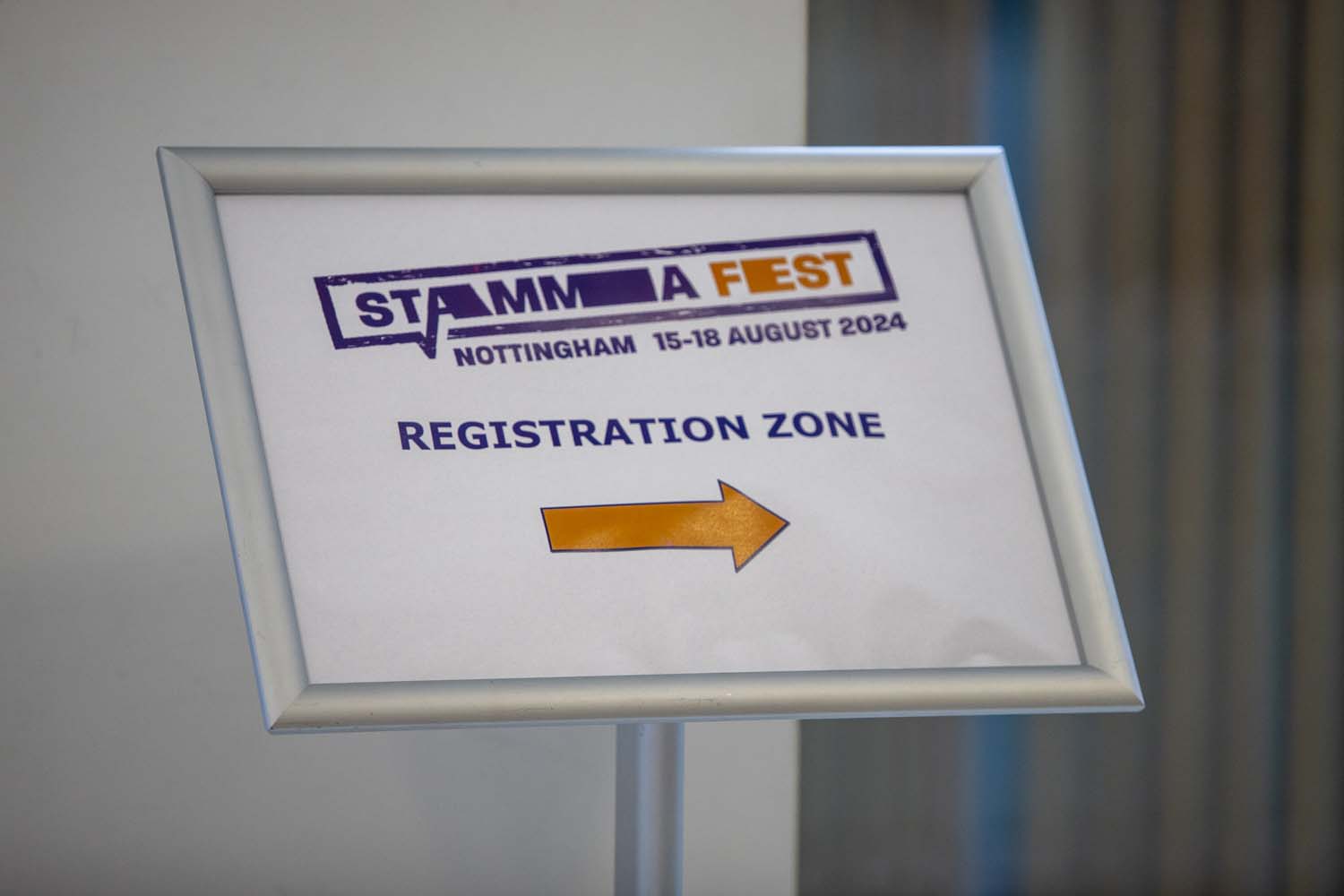 Registration direction sign