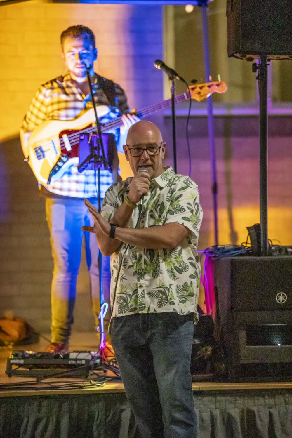 BBQ Paul announcing band