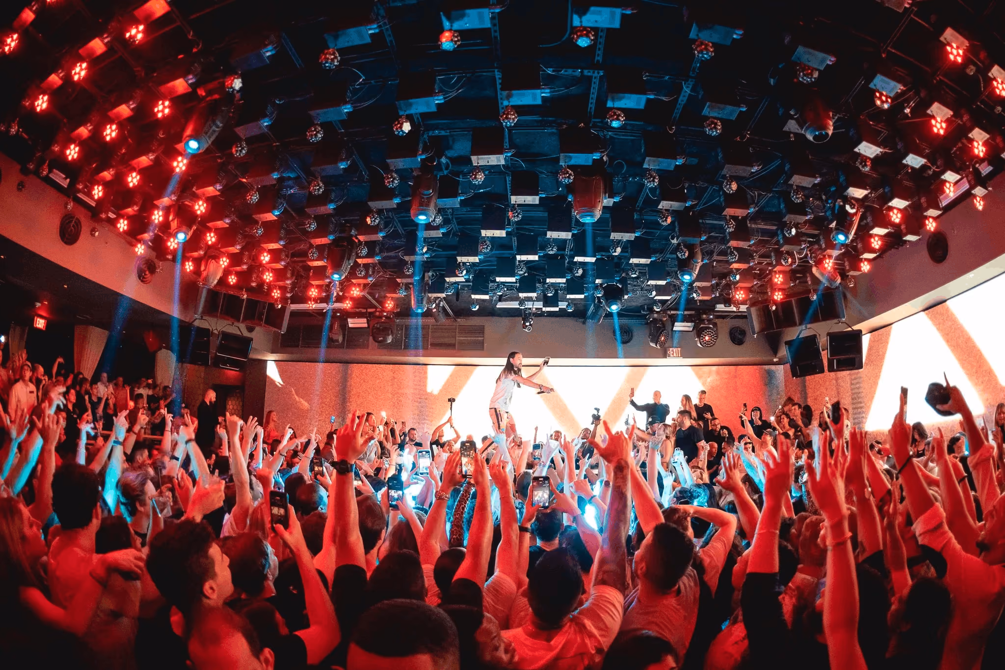 ELEVATED EVENT SPACE