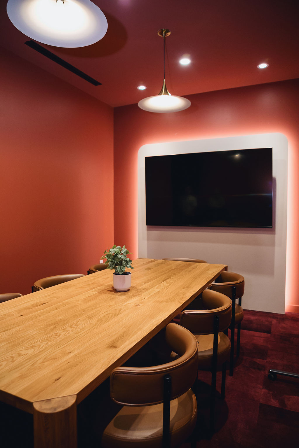 The bookable meeting room at Junto House