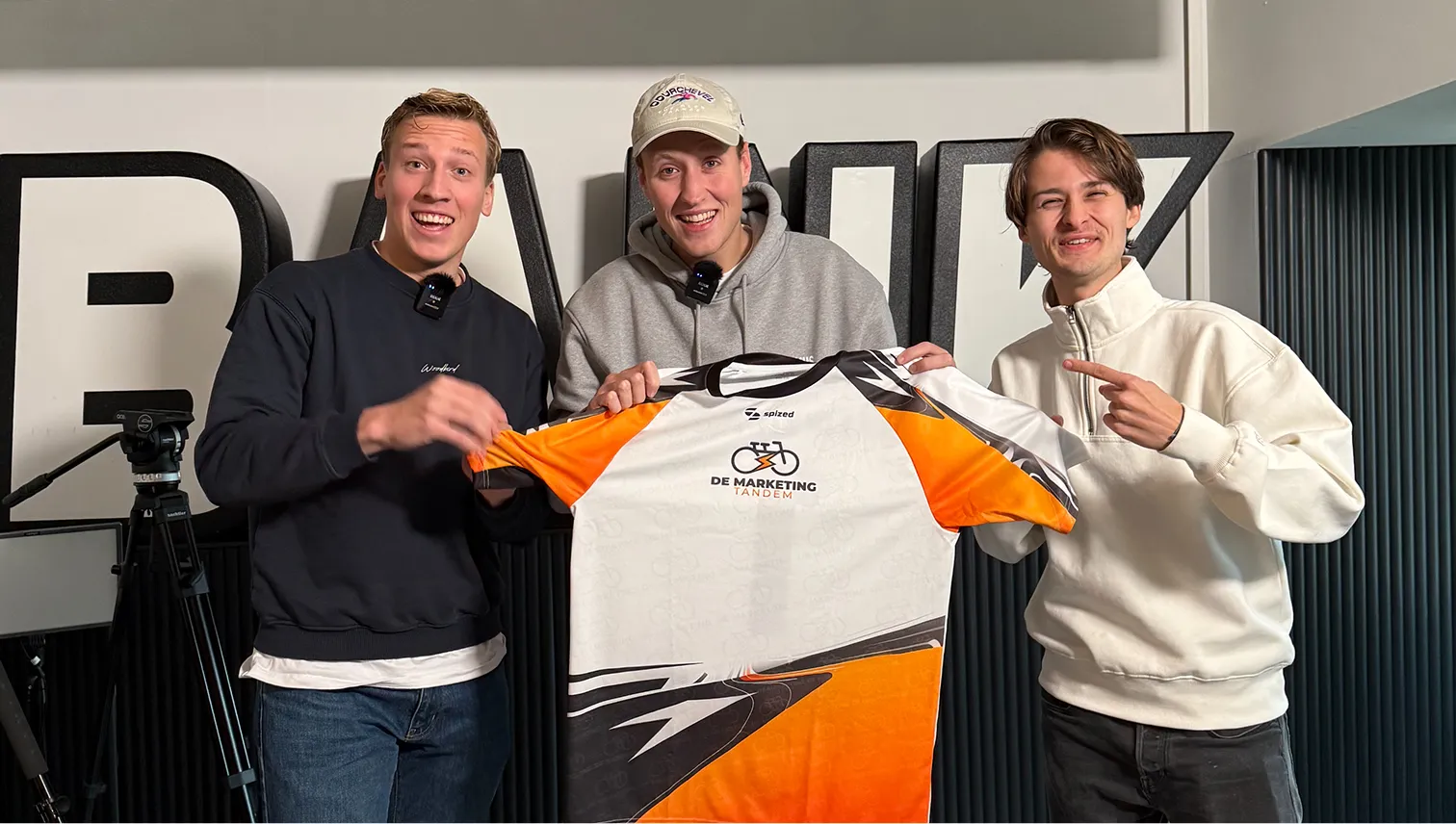 Simon en Maurice contractverlenging van de Bankzitters