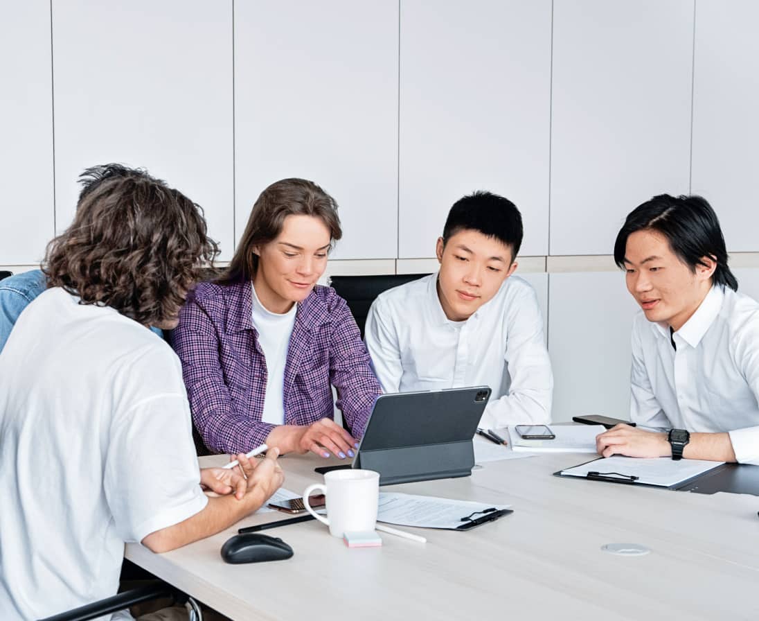 We Started In 2012 As A Small Team Of Passionate Developers - Devtech X Webflow Template