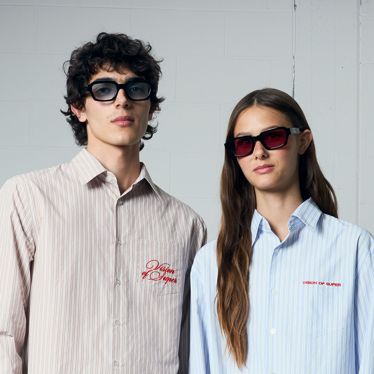 Muvlab offre un servizio completo per aziende e privati con la produzione E-commerce Foto & Video a Milano, scatti professionali: on-model, still life, flat-lay, ghost mannequin, lookbook, lifestyle, video 360°.
