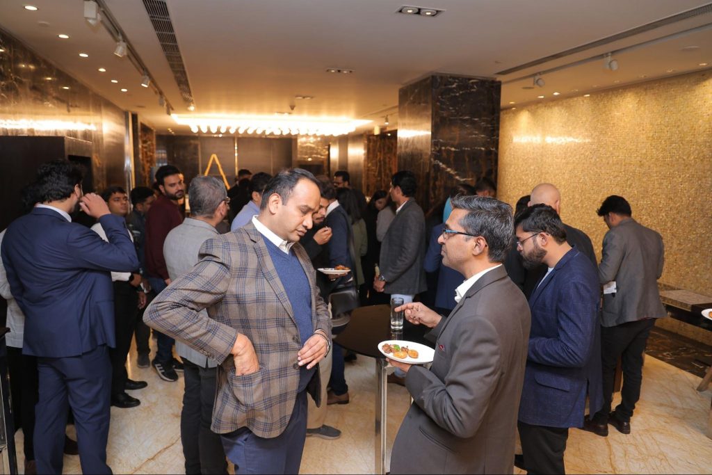 Business growth journey of myopeartor and Meta