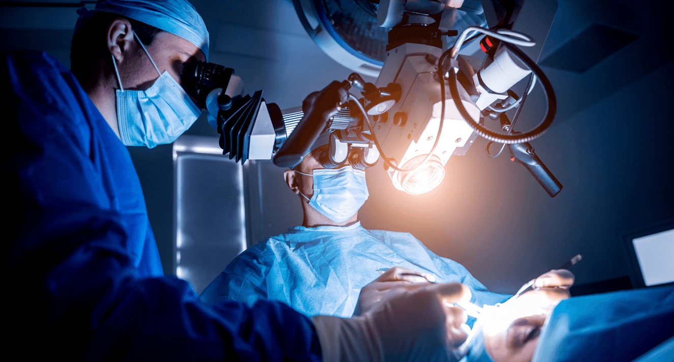Neurosurgeon performing a delicate operation using advanced technology, showcasing brain aneurysm treatments by the best brain surgeon in Los Angeles and Las Vegas.