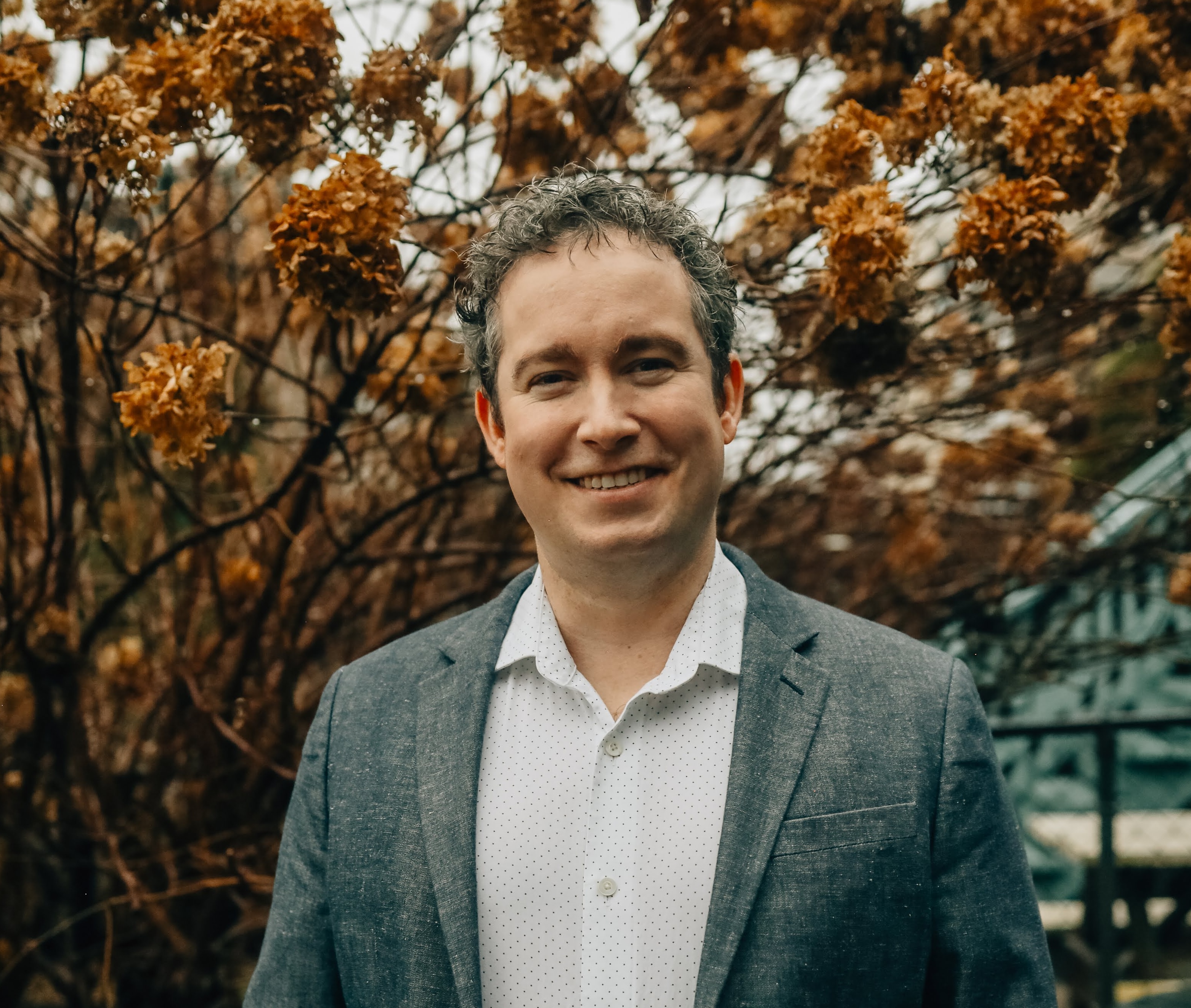 [team] image of staff member (university)