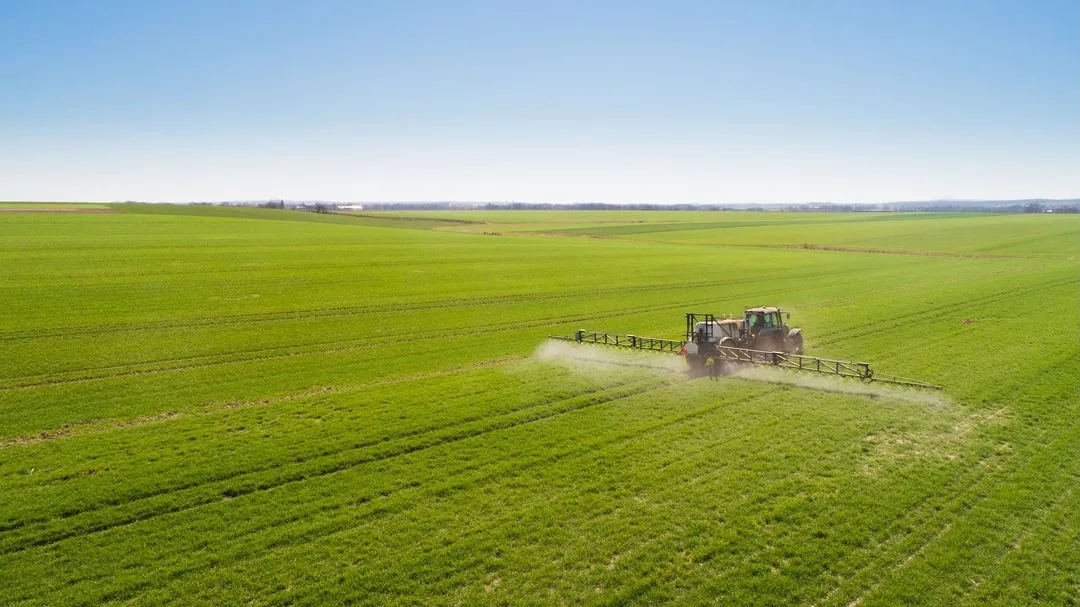 tractor sprayer