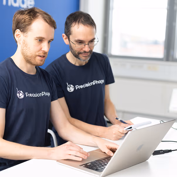 Two biologists phage bioinformatics