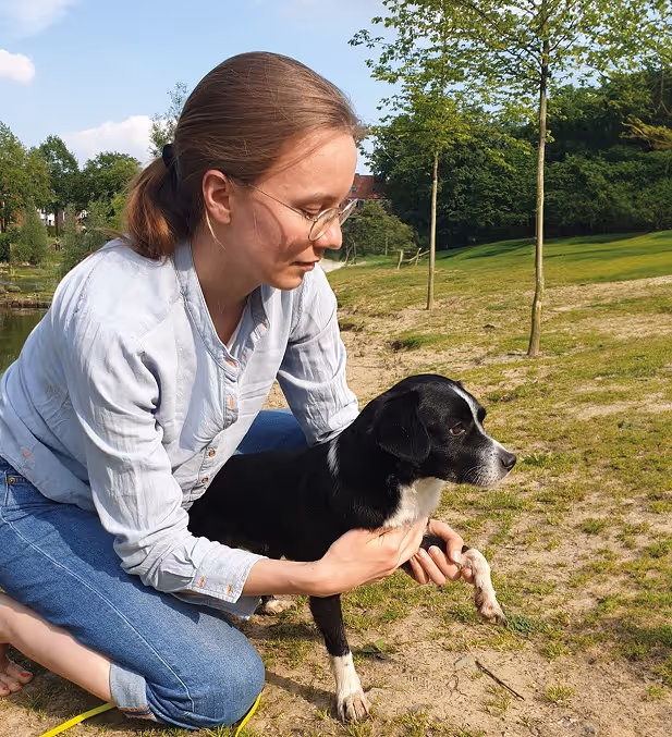 Julia – Hundeosteopathin und Physiotherapeutin bei FOTY in Hamburg