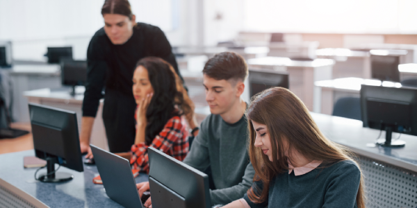 Cas client Yeita : Concevoir une plateforme pédagogique, Simplon