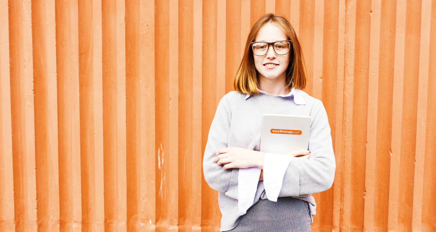 Student ready for University with easyStorage's cheap storage