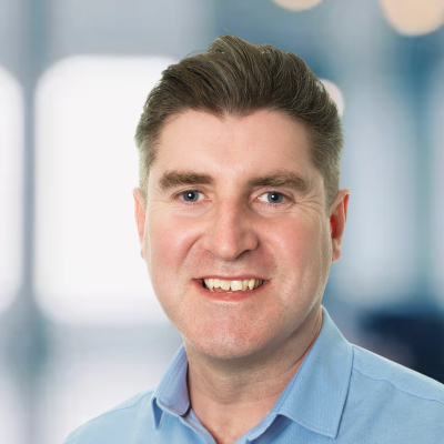 Speaker Damien Comiskey