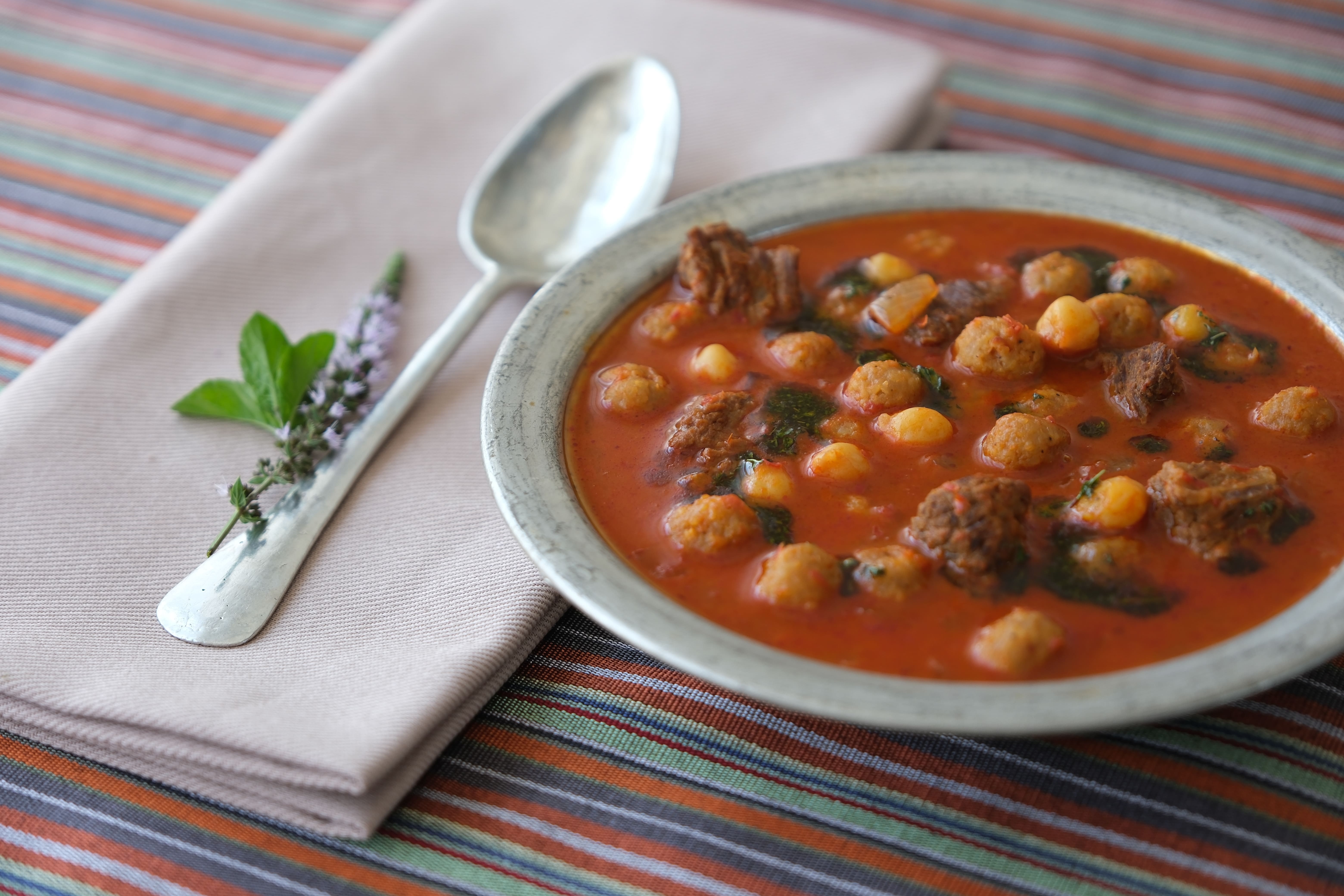 [background image] image of dining experience (for a seafood restaurant)