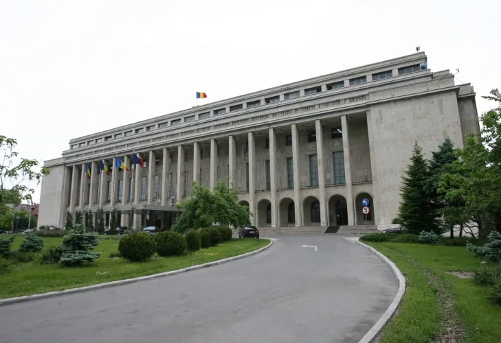 Guvernul a ieșit să se împrumute de pe piețele externe cu obligațiuni în euro și dolari | Profit.ro