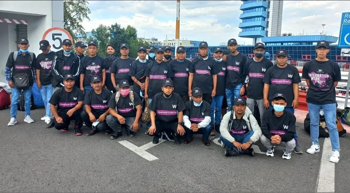 Peste 140.000 de cetăţeni din afara UE muncesc în România | Economica.net