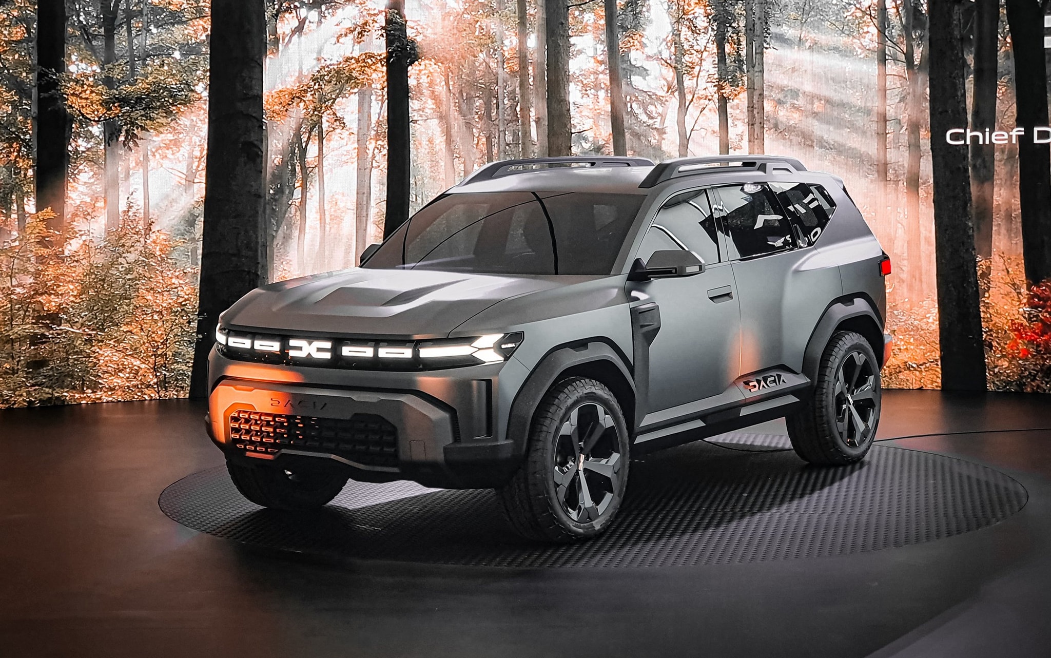 Compania care vinde modele Dacia, Nissan și Renault în România a înregistrat o cifră de afaceri de peste un miliard de euro