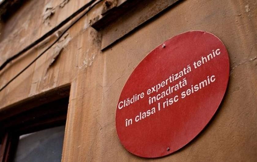 Proiect de lege: sediile firmelor din clădiri cu risc seismic ar putea fi închise