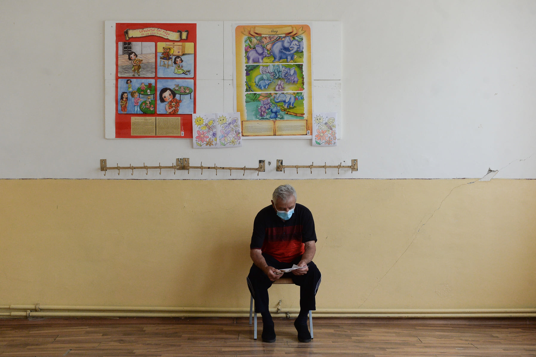 Granturi de 100.000 de euro pentru afaceri sociale înființate în orașe. Ghidul de finanțare a fost lansat spre consultare