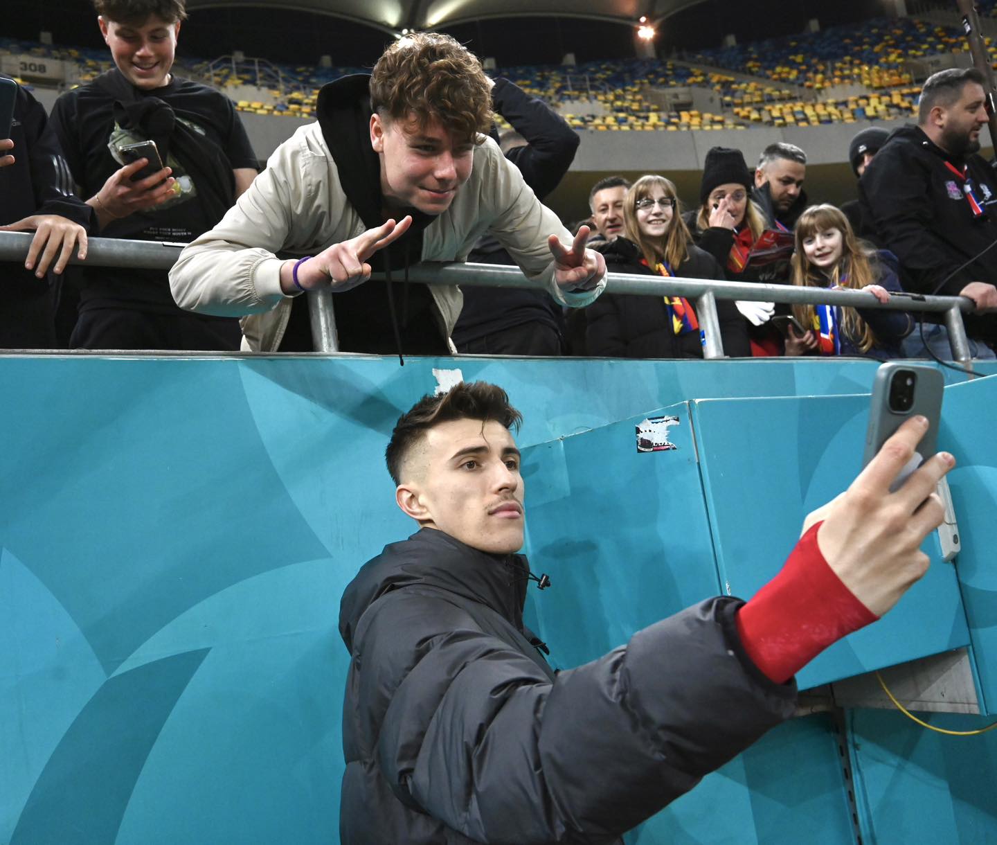 Analiză cu datele platformei Termene.ro. Clasamentul firmelor și asociațiilor care au echipe de fotbal în SuperLigă