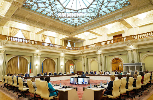 Ce se mai întâmplă cu proiectul de lege prin care întreprinderile individuale sau familiale, dar și PFA-urile pot fi transfor