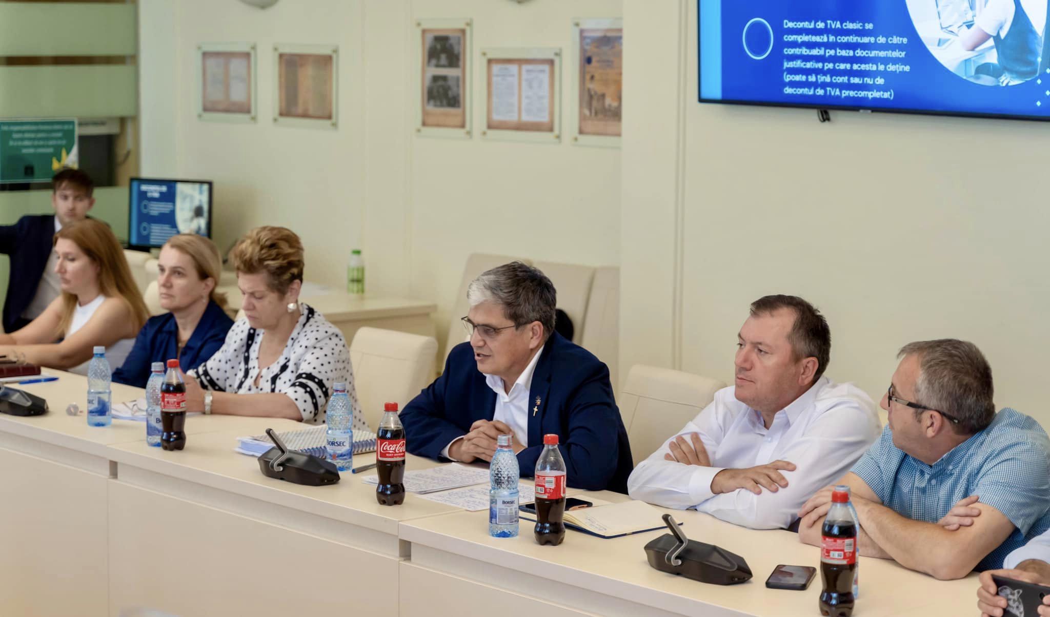 RO e-TVA va fi amânat până pe 1 august 2025 pentru firmele care aplică sistemul TVA la încasare. Toate amenzile sunt suspenda