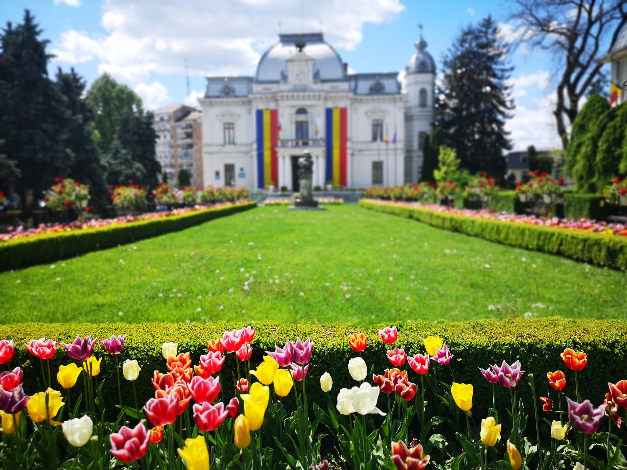 Topul celor mai mari 20 de companii din Dâmbovița. Afacerile din județ ale străinilor sunt mai mari decât cele ale românilor