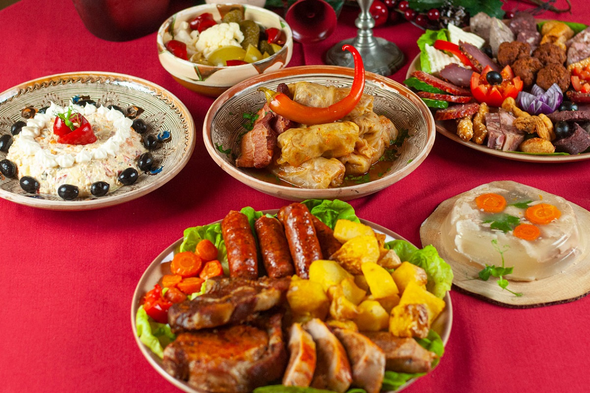 Lăcomia de Crăciun. Ofertele alimentare care încearcă să profite de consumatori. Topul scumpirilor cu ocazia sărbătorilor de 