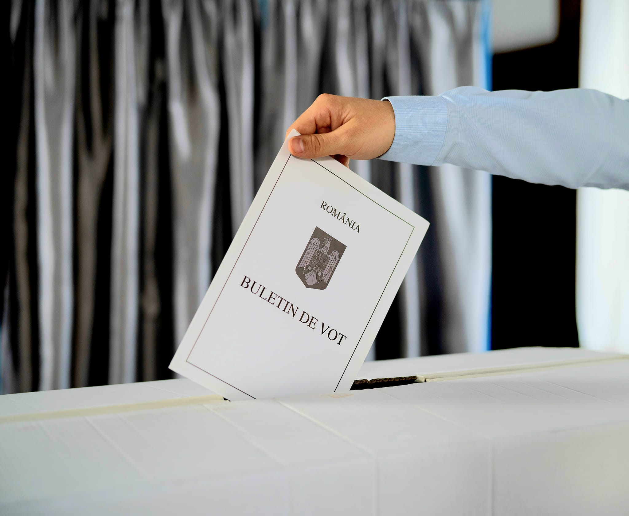 Veniturile firmelor specializate în sondaje au ajuns la aproape 5 milioane de euro. Topul celor mai mari companii de sondare 