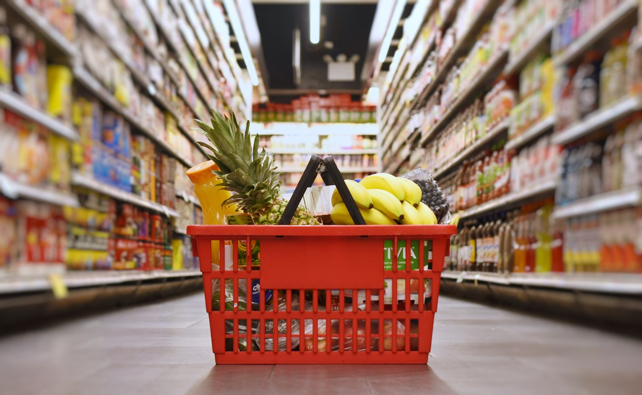 Vânzările în magazinele de retail au scăzut cu 10% după creșterile de taxe de după 1 august