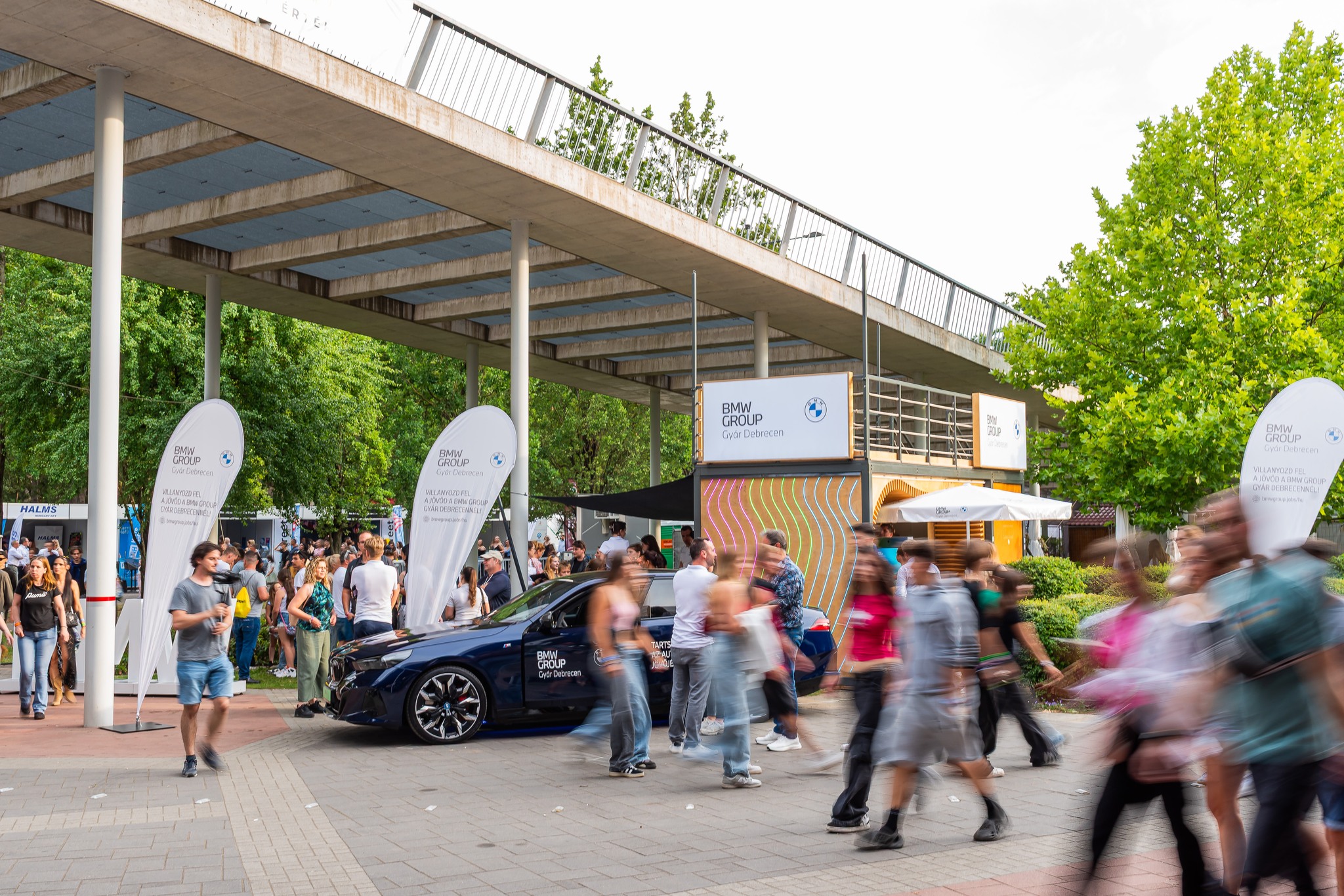 BMW a inaugurat oficial noua fabrică de mașini din Ungaria, aproape de granița cu România | Economica.net