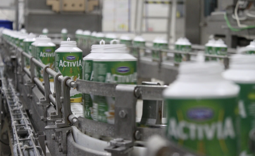 Danone investește peste 10 milioane de euro într-o nouă linie de ambalare la fabrica din București | De ce contează