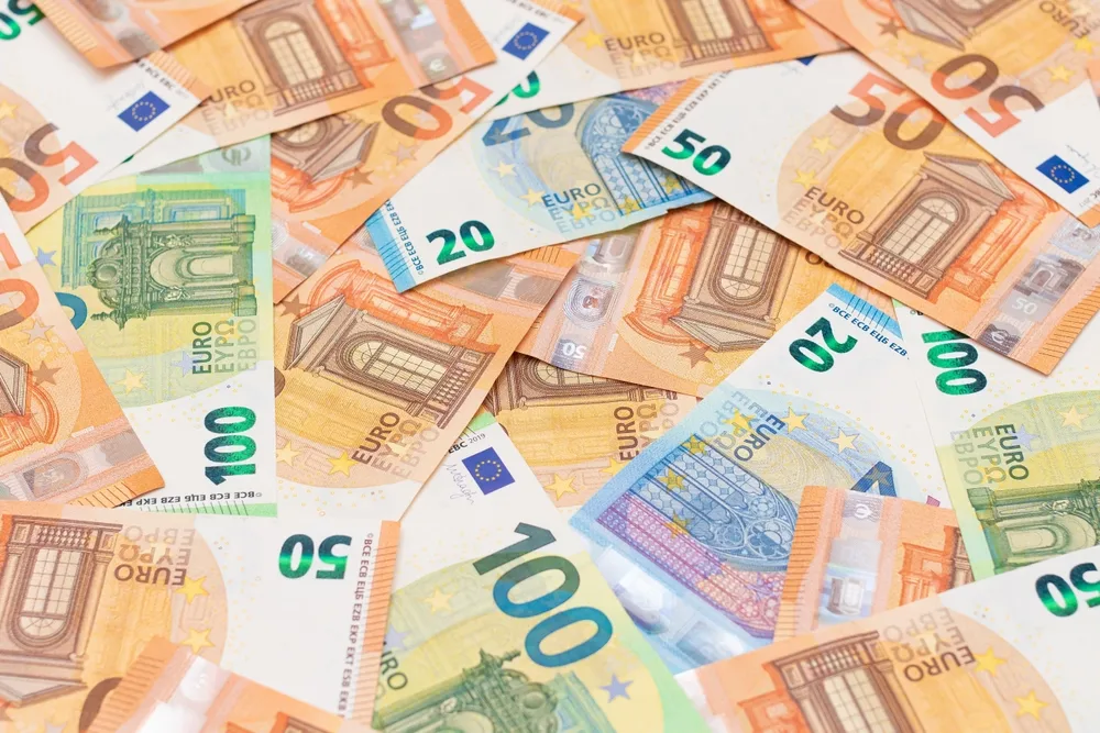 O treime dintre investitorii de private equity estimează o creștere a activității tranzacționale în Europa Centrală. România urmează tendința regională