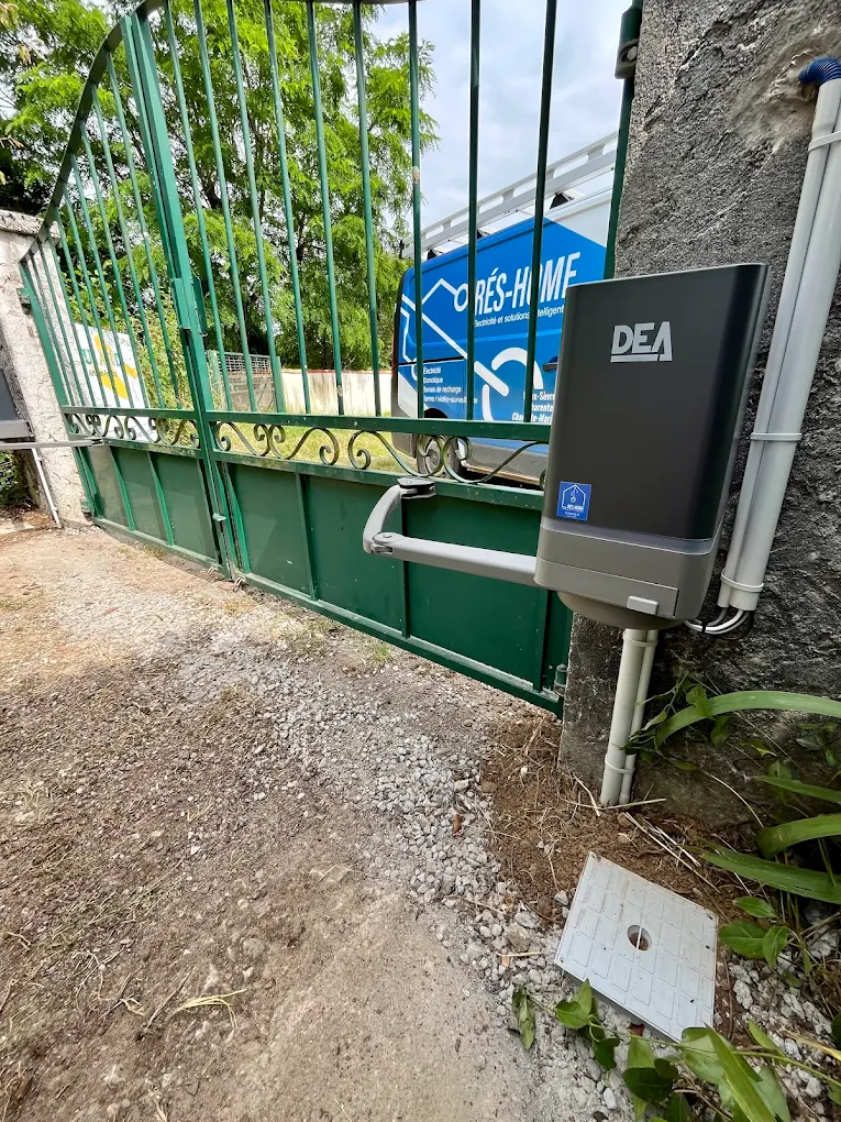 Automatisations de vos ouvrants par Res-home en Deux-Sèvres, Charente & Charente-Maritime