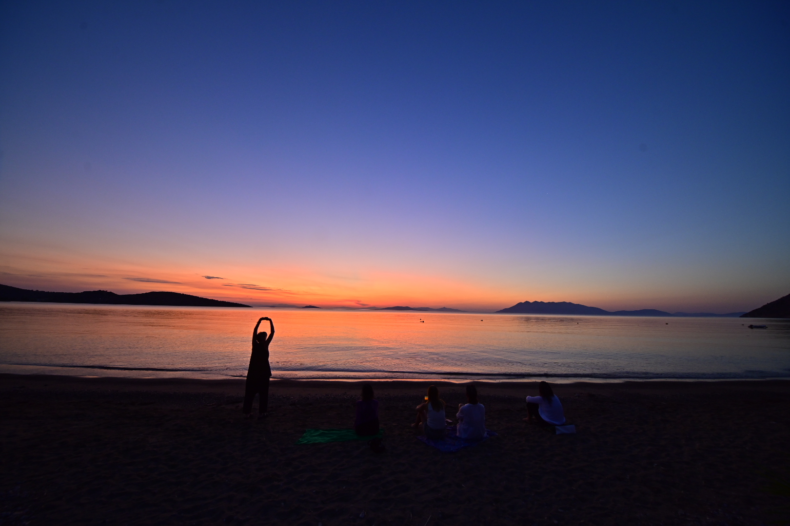 שקיעה בחוף הים