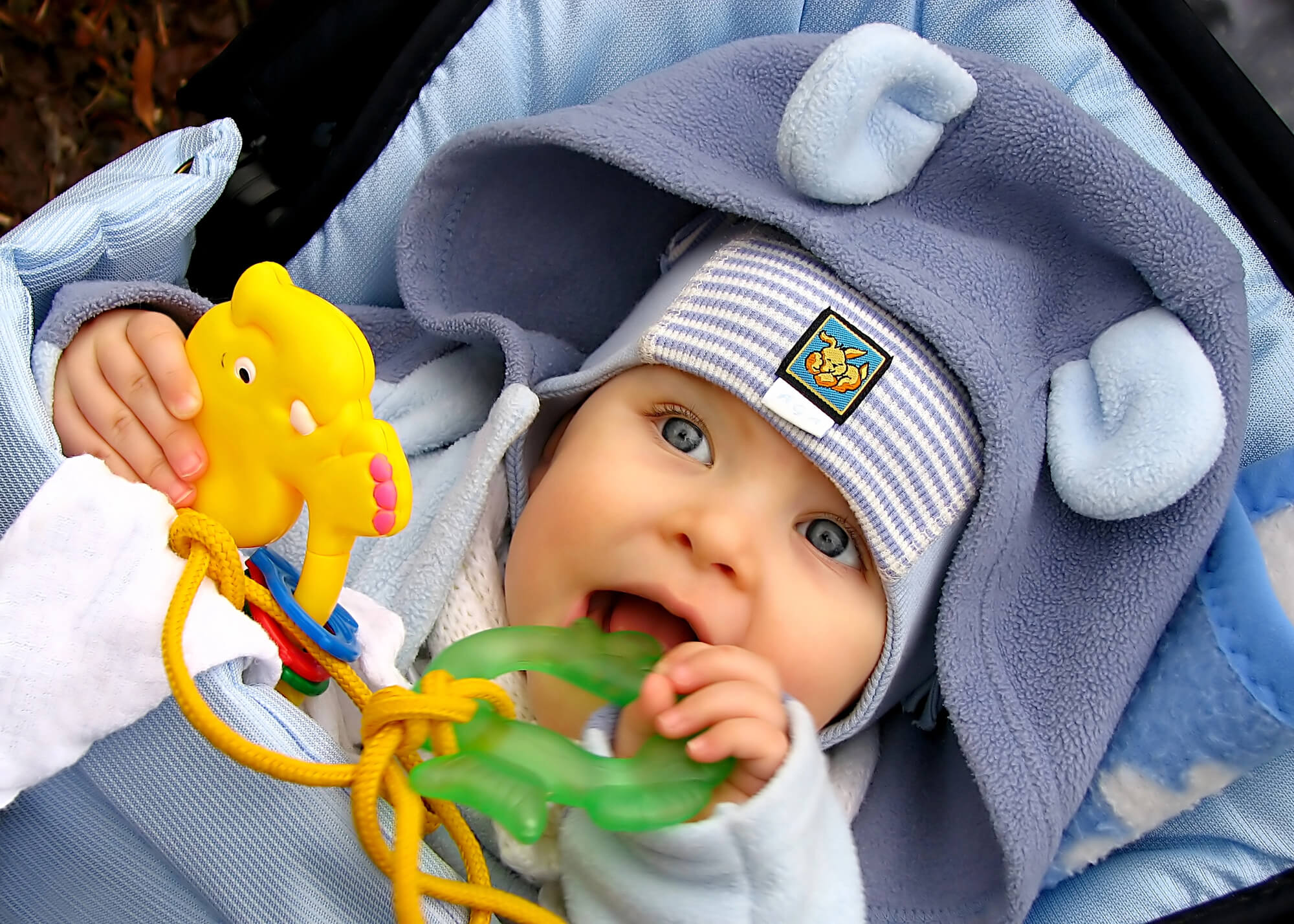 Dentistry for Children in Smyrna Explaing Teething